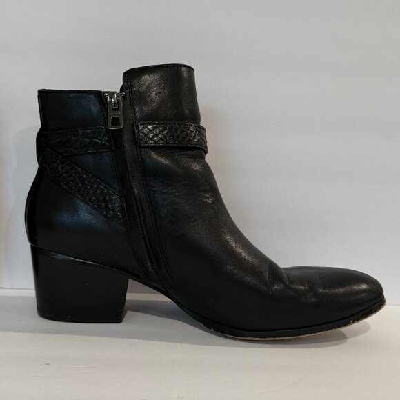 Coach Paulina Black Leather Ankle Boots Embossed Snake Belt Booties Size 9 B - Picture 9 of 12